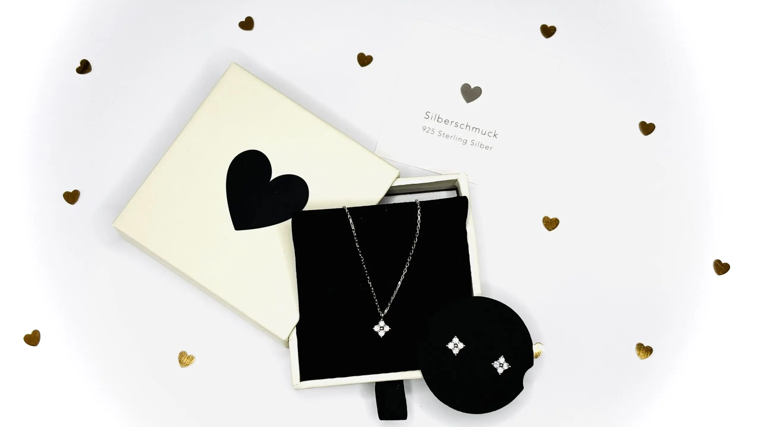 Brautschmuck-Set aus Kette und Ohrringen